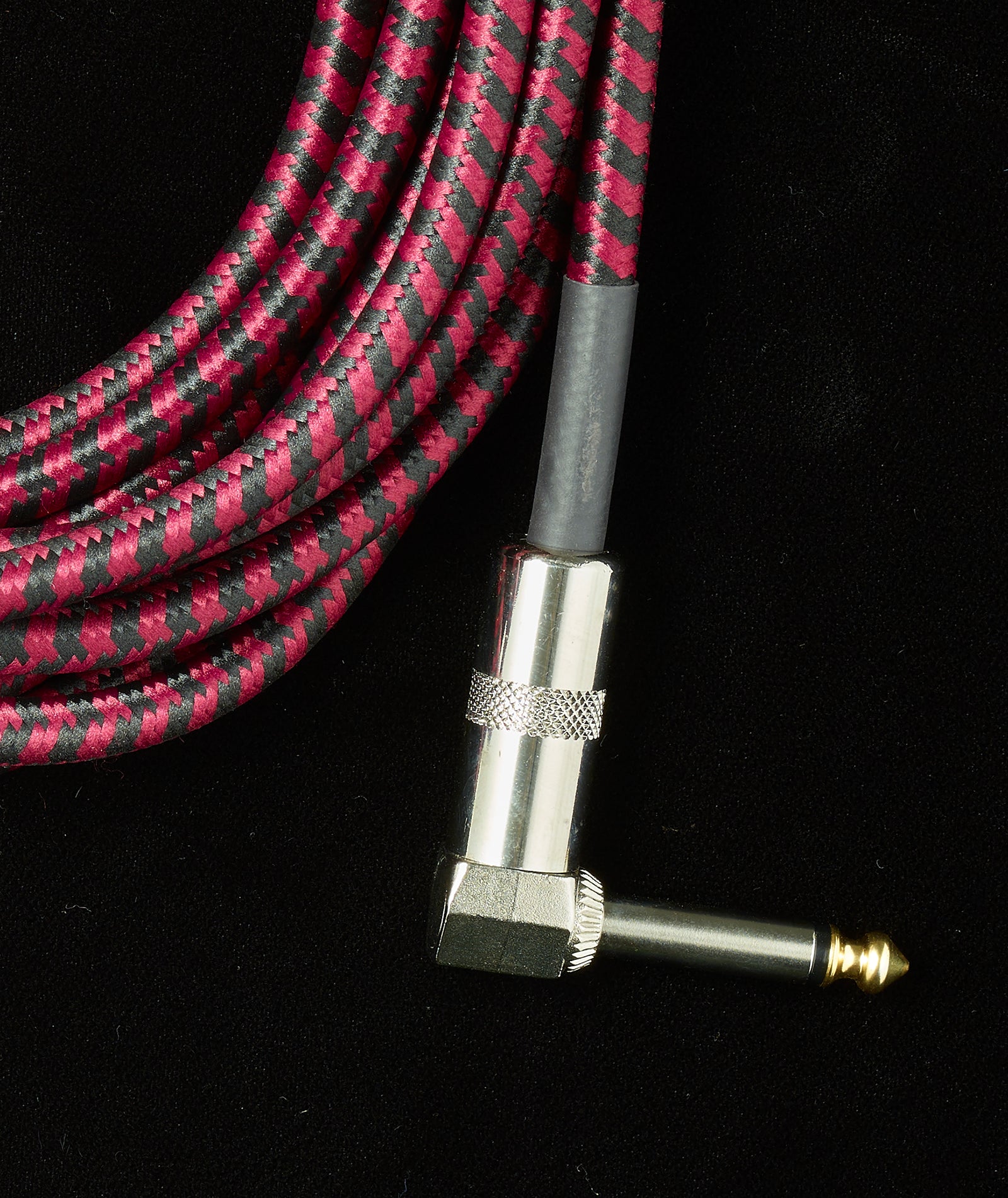 Guitar cable